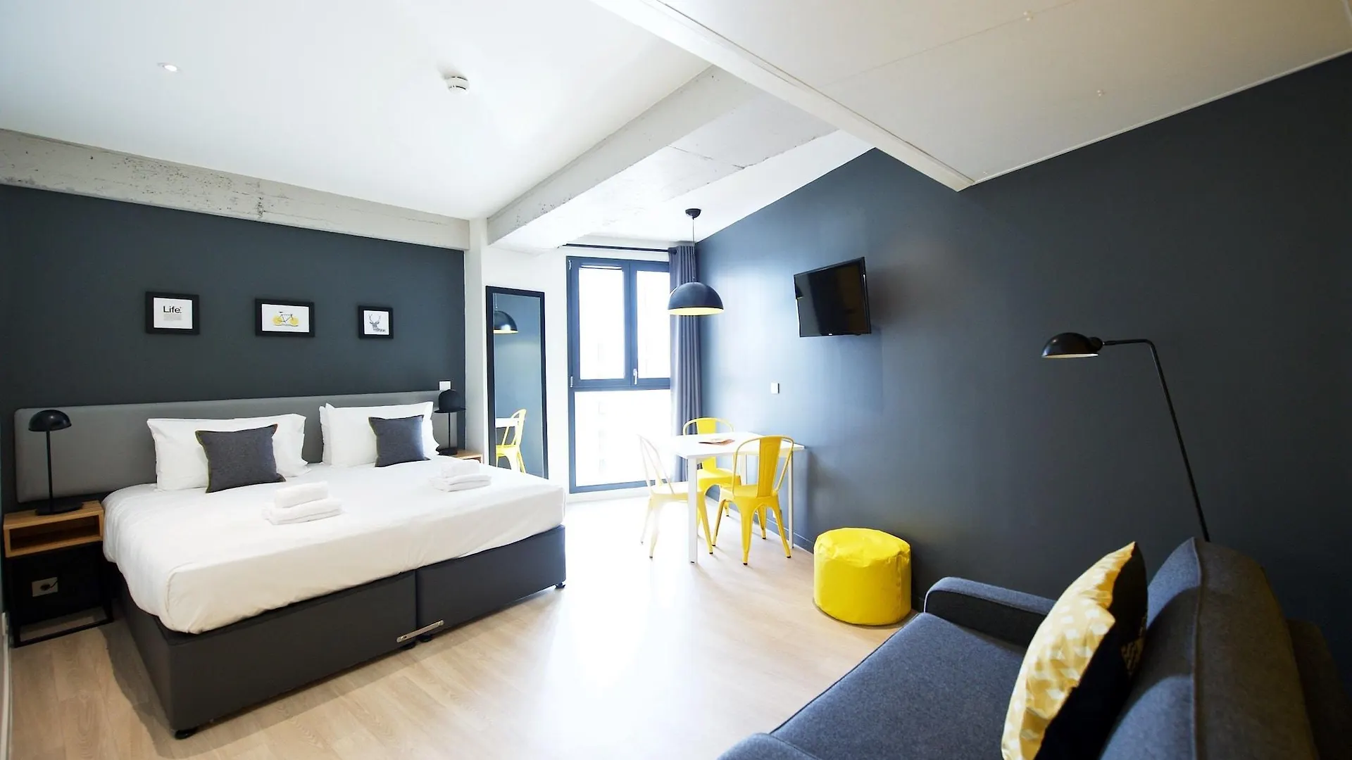 Staycity Aparthotels Rue Garibaldi Lyon 3*,