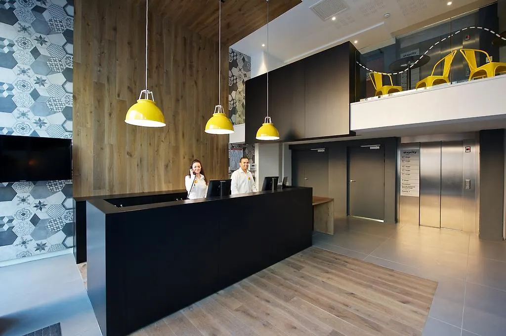 Staycity Aparthotels Rue Garibaldi Lyon 3*,